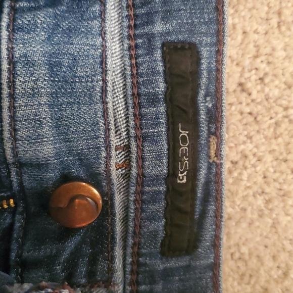 MINI JEAN SKIRT SO CUTE! 😍 - Picture 3 of 5